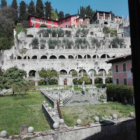 Albergo Giardino Toscolano Maderno Exterior photo
