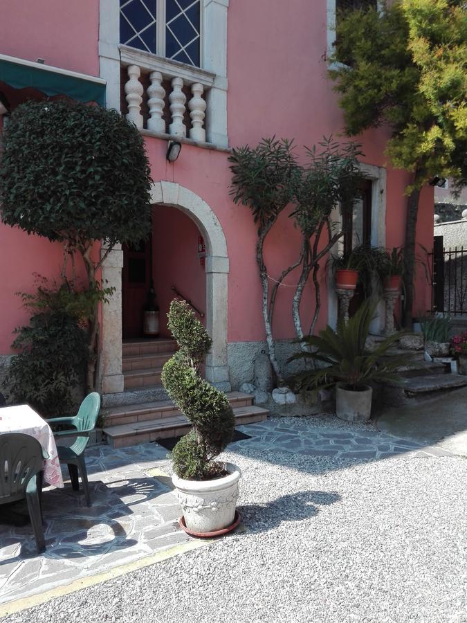 Albergo Giardino Toscolano Maderno Exterior photo