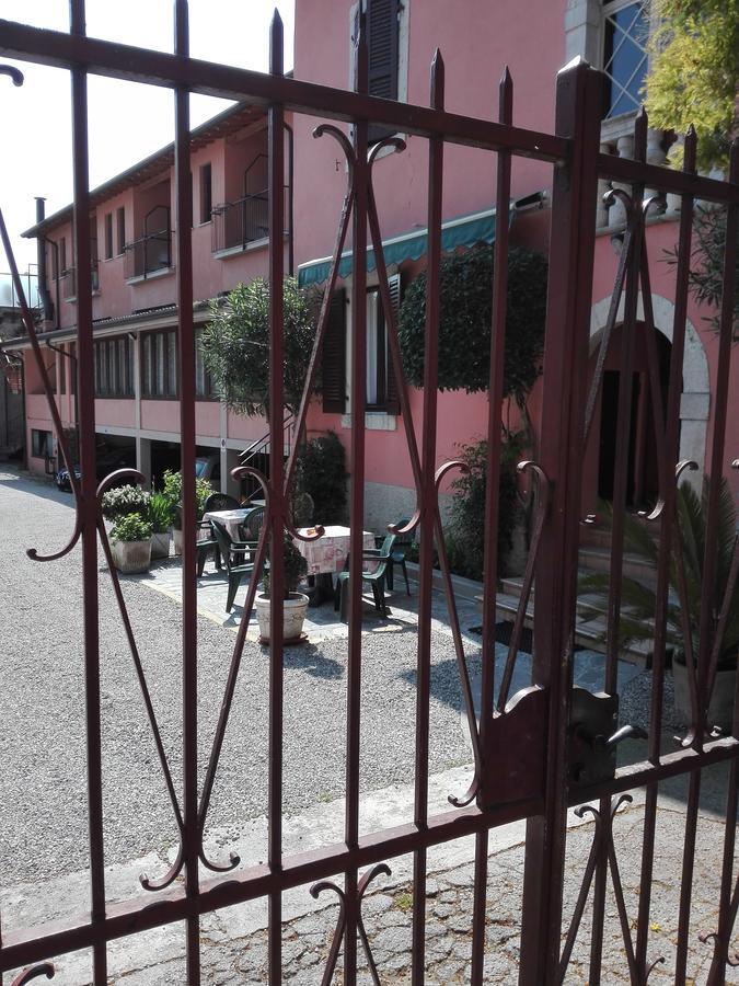 Albergo Giardino Toscolano Maderno Exterior photo